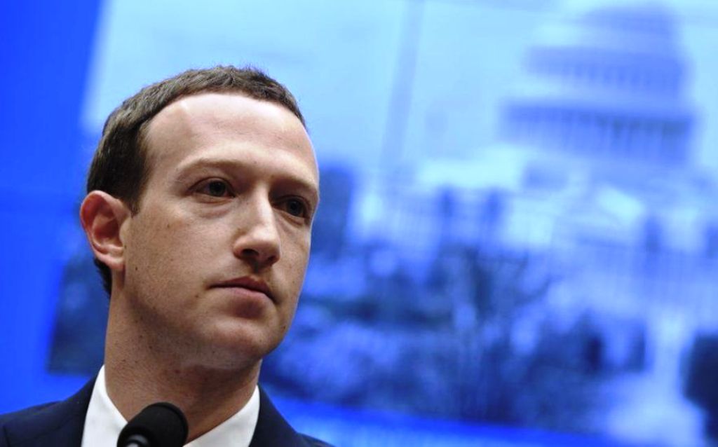 Zuckerberg Changes Speech Policy on Russia After Facebook Blocked
