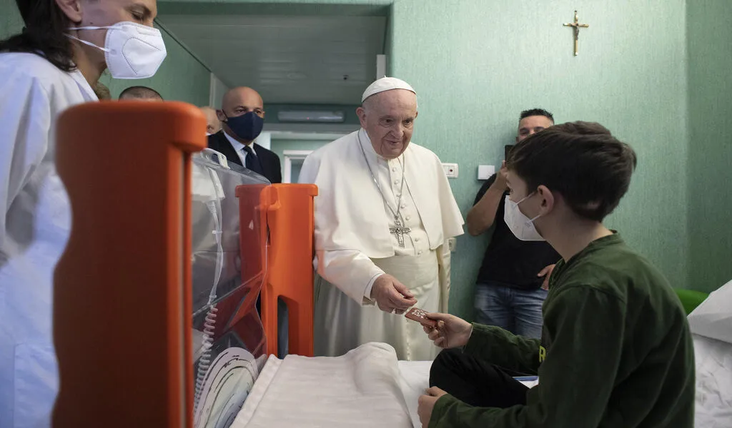 Pope Francis Visits Ukrainian Refugee Children In Rome Hospital