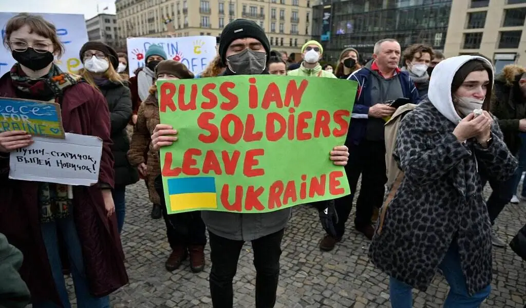 Russia Announces To Open Daily Humanitarian Corridors During Ukraine War