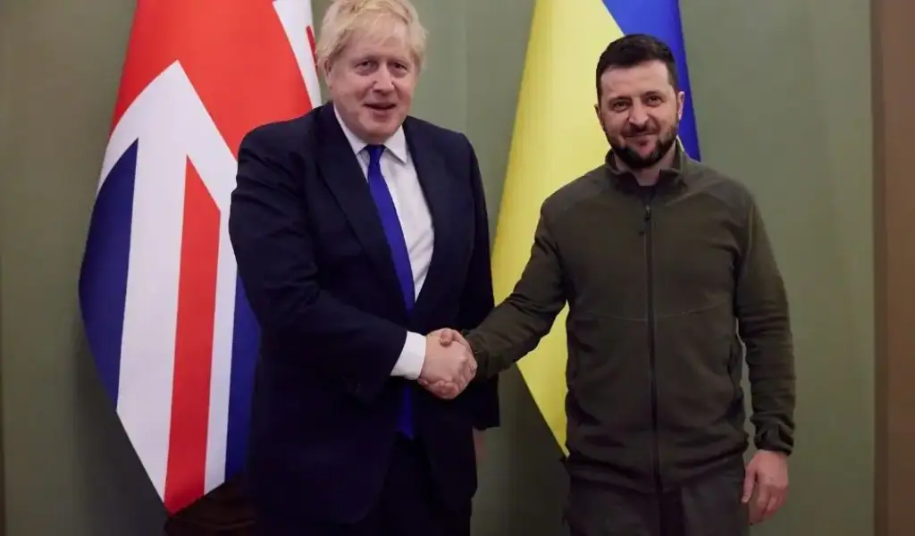 Boris Johnson Meets Zelenskyy On a Surprise Visit To Kyiv