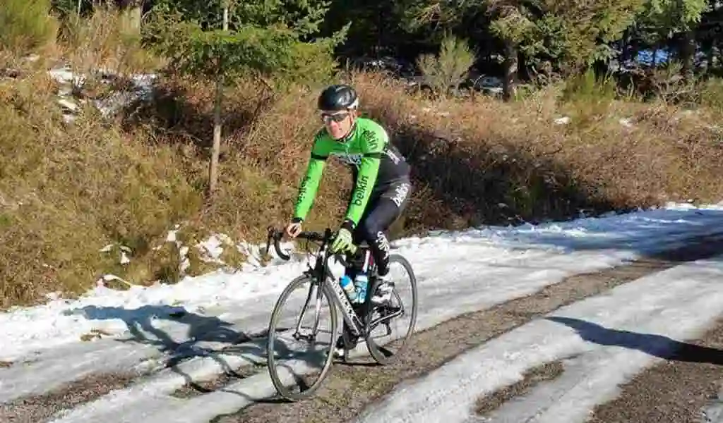 Cyclist in winter