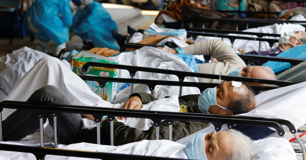 Families Say Relatives Left to Die at Elderly Care Hospital in Shanghai