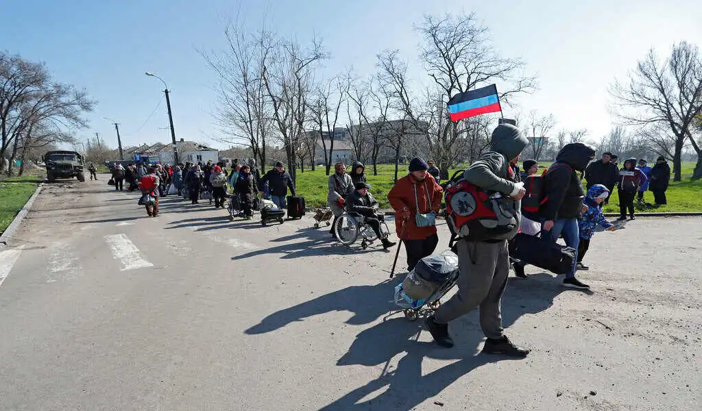 Ukrainian Deputy PM Vereshchuk: Mariupol Evacuation Corridor Didn't Work as Planned