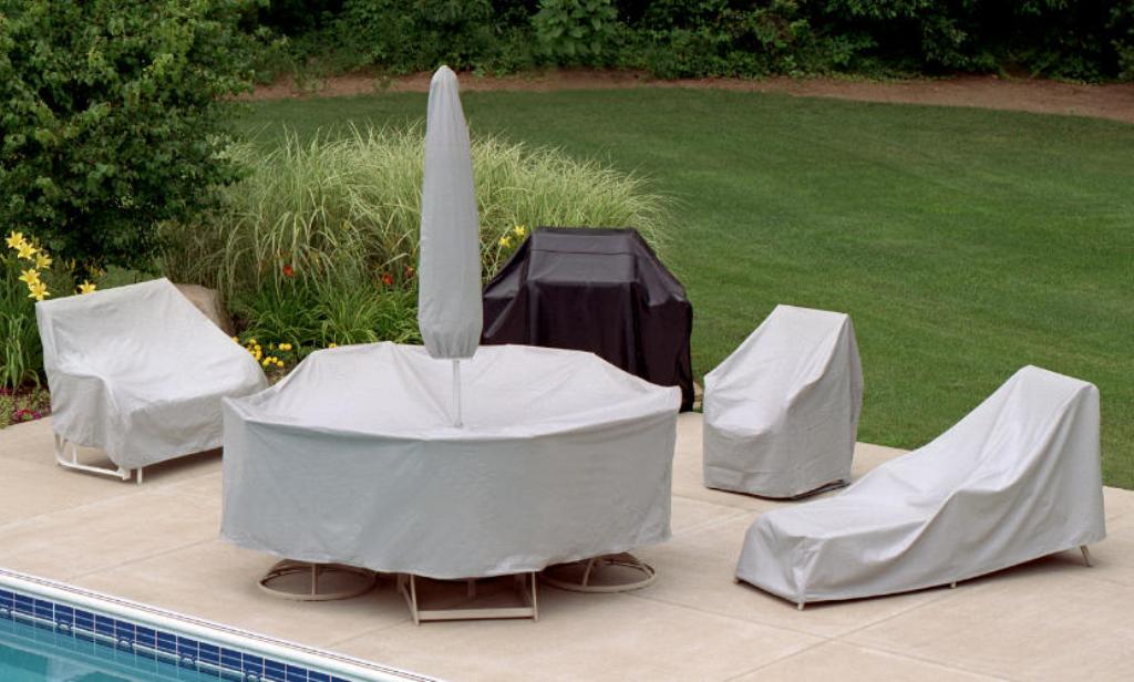 Outdoor Patio Table Covers with Umbrella Hole
