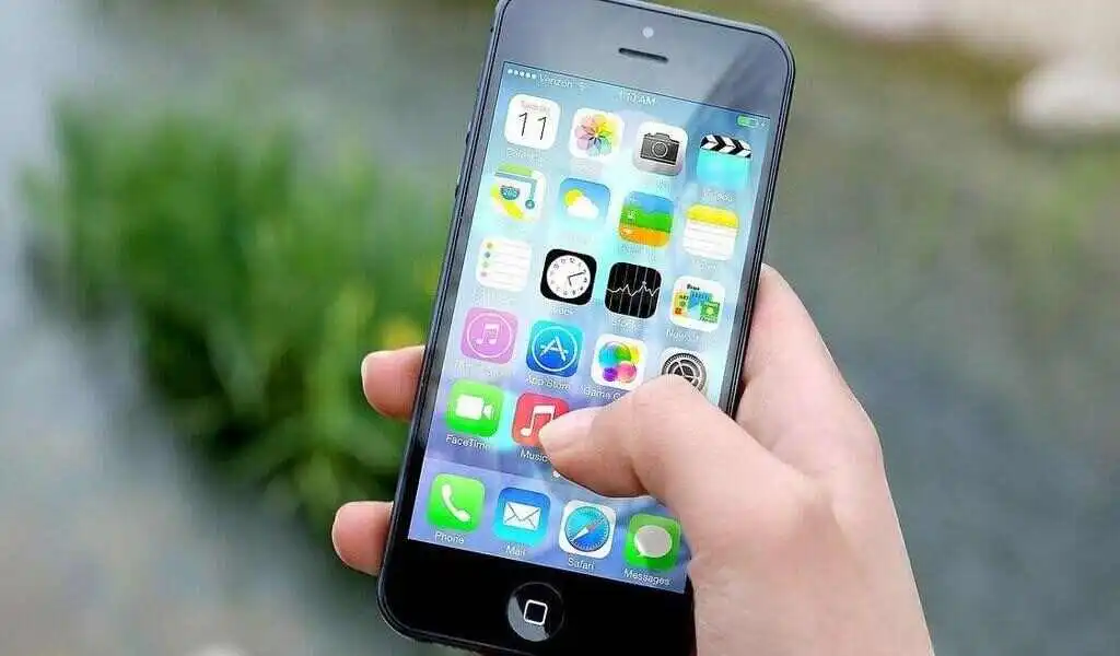 Top 10 Best All Time Iphone Spy Apps 156 Top 10 Best All Time iPhone Spy Apps