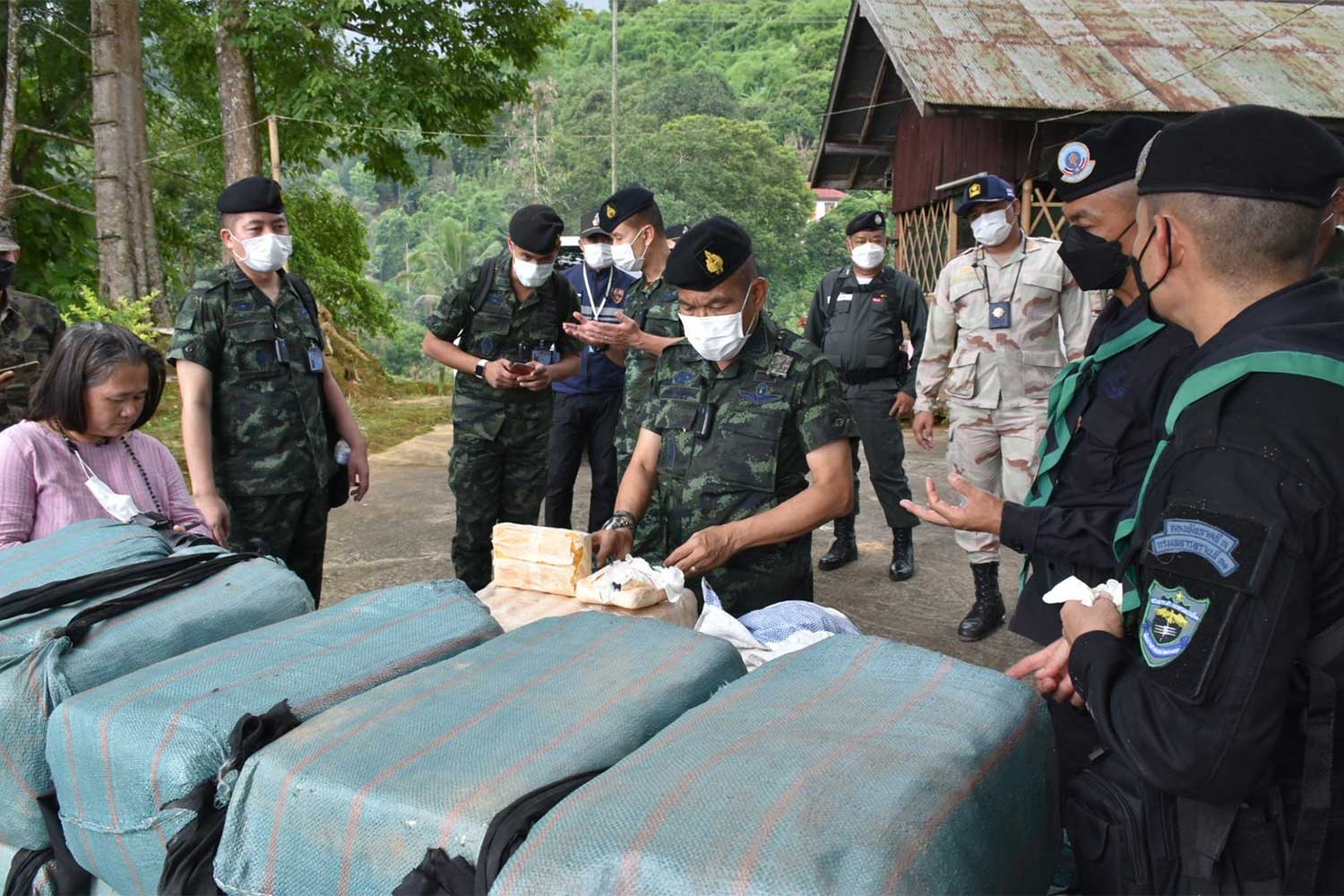 Soldiers Seizes 5 Million Meth Tablets in Chiang Rai, Thailand
