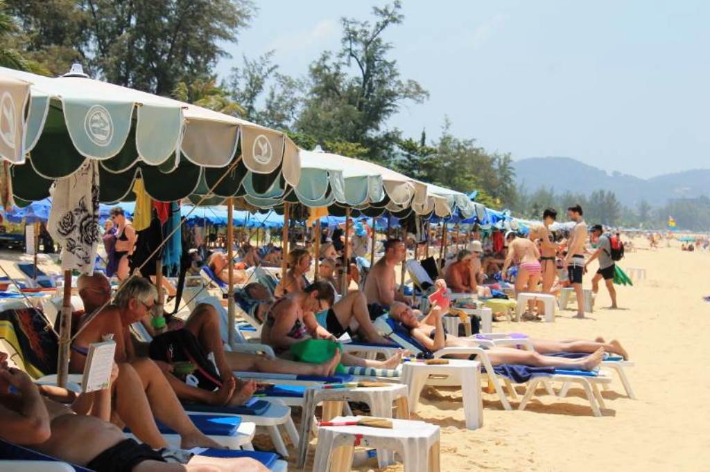 Tourist Return to Thailand Taking Advantage of Low Baht