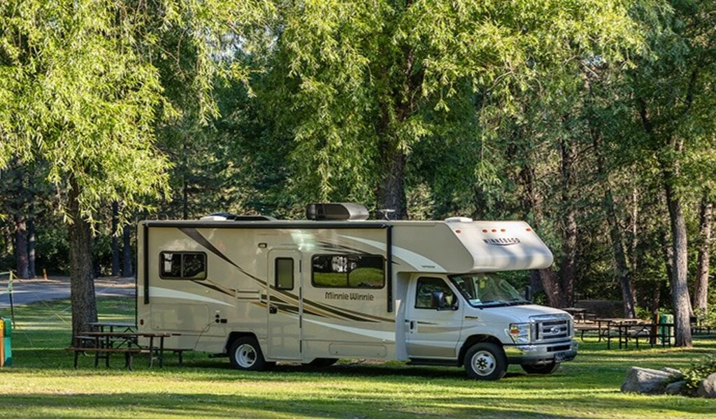 5 Helpful Tips for Selling Your RV Recreational Vehicle