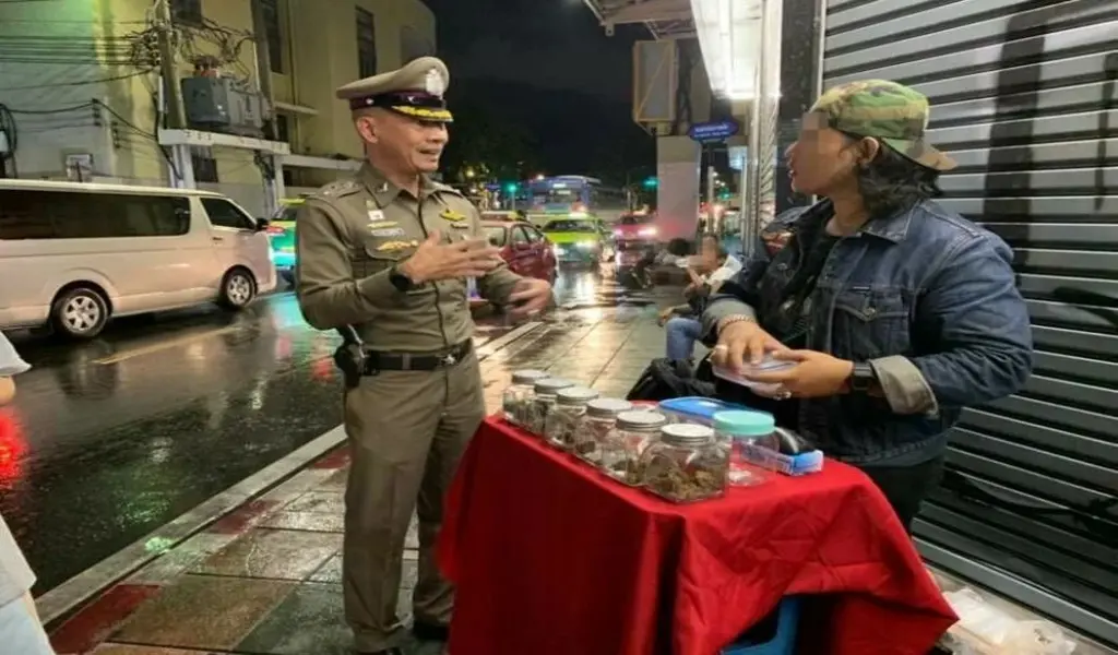Deputy Governor Of Bangkok Warns Against Smoking And Selling Cannabis In Public