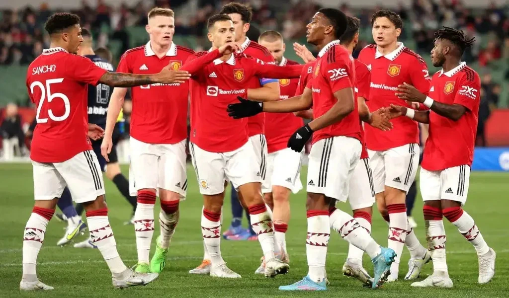 Manchester United Begins Australian Tour With 4-1 Win