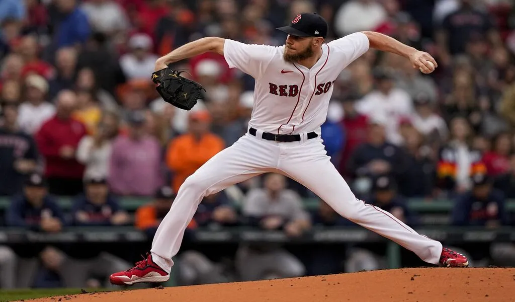 Chris Sale Fractures His Wrist And Will Miss The Rest Of The Season 156 Chris Sale