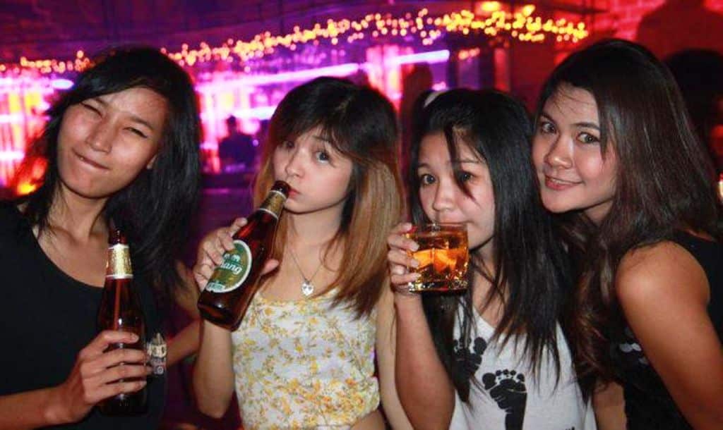 Doctors Oppose Extending Drinking Hours in Thailand to 4 AM