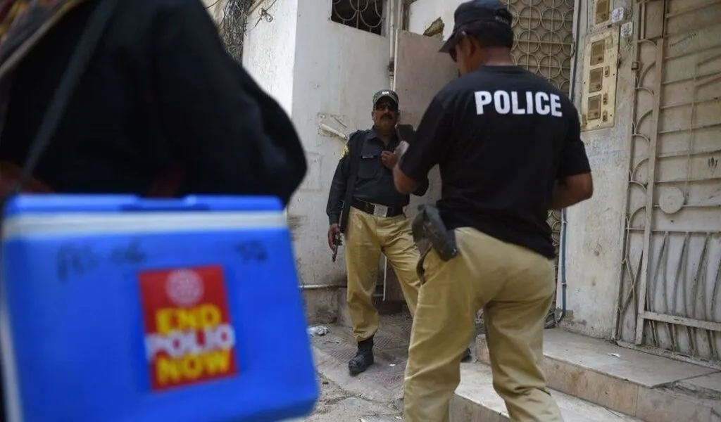Gunmen Kill Two Policeman Guarding Polio Vaccination Team In Pakistan