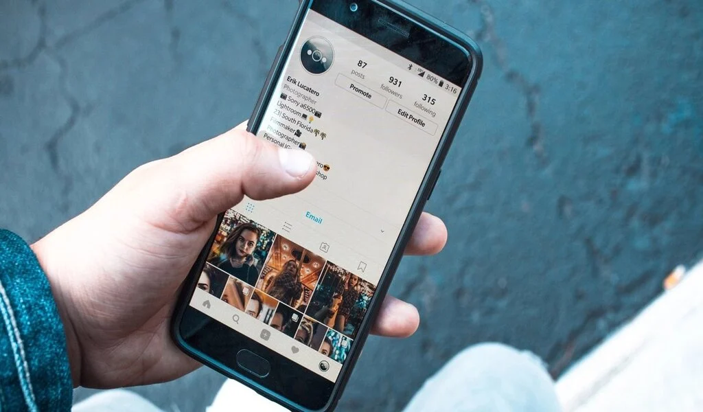 How to Buy Instagram Likes And its Advantages