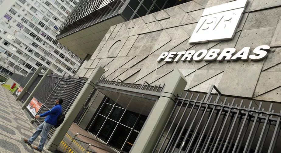 Petrobras Signs Contract To Construct P-80 Platform In Bzios Field 156 Petrobras Signs Contract To Construct P-80 Platform In Petrobras Bzios Field