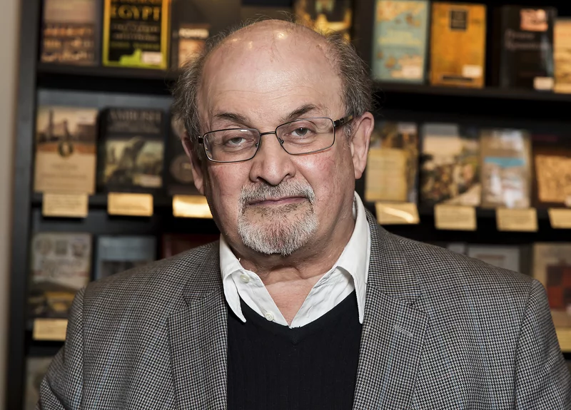 Salman Rushdie Was Attacked On Stage In New York During A Lecture 156 Salman Rushdie Was Attacked On Stage In New York During A Lecture