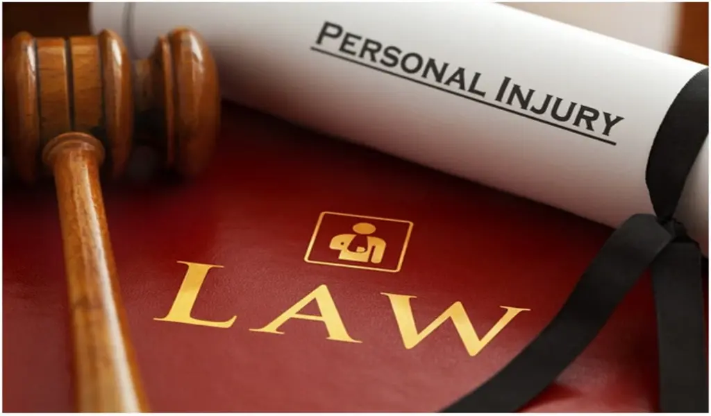 personal injury lawyer