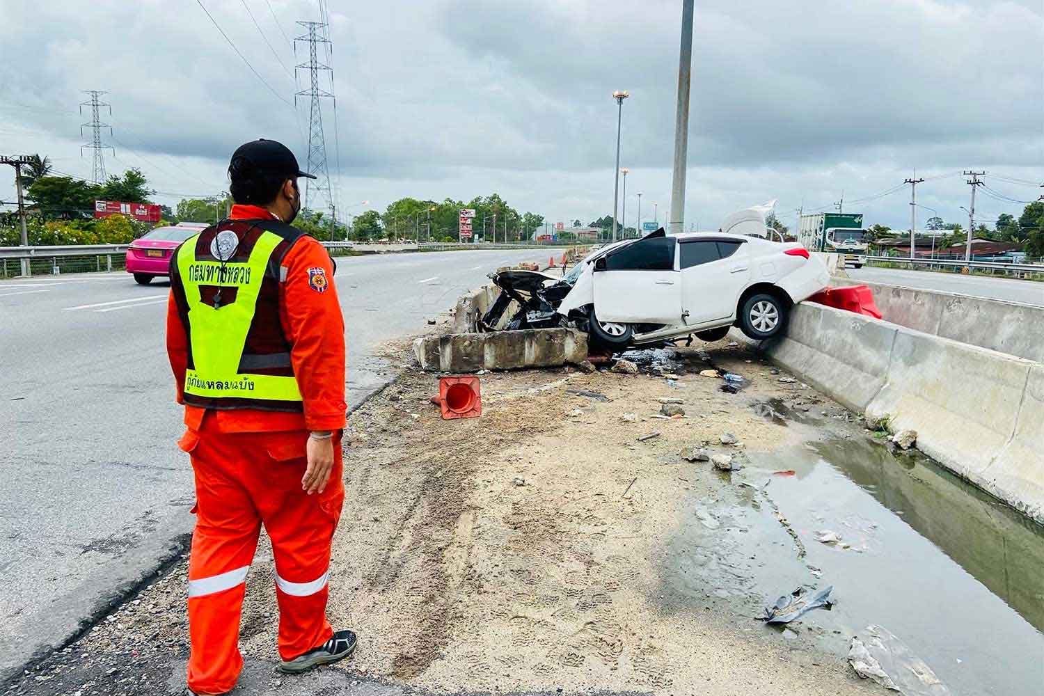 Highway Police Slammed For Leaving Body In Car Wreck For 12 Hours 156 Highway Police Sorry for Leaving Body in Car Wreck for 12 Hours
