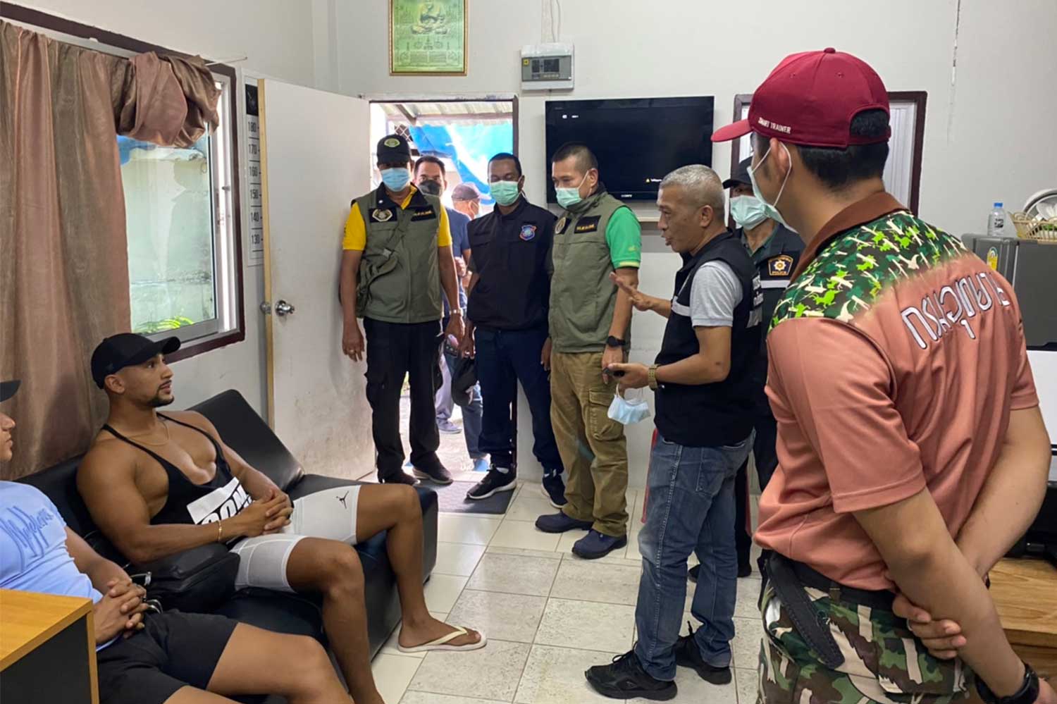 Dutchman, 22 Arrested in Phuket for Illegal Spearfishing