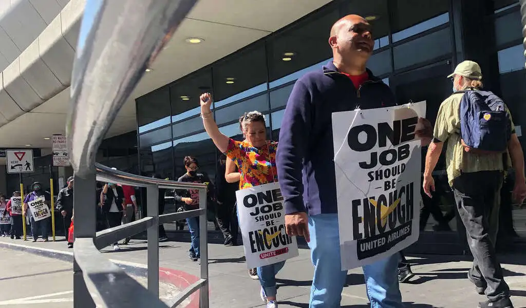 Restaurant Workers In SFO Go On Strike For One Week