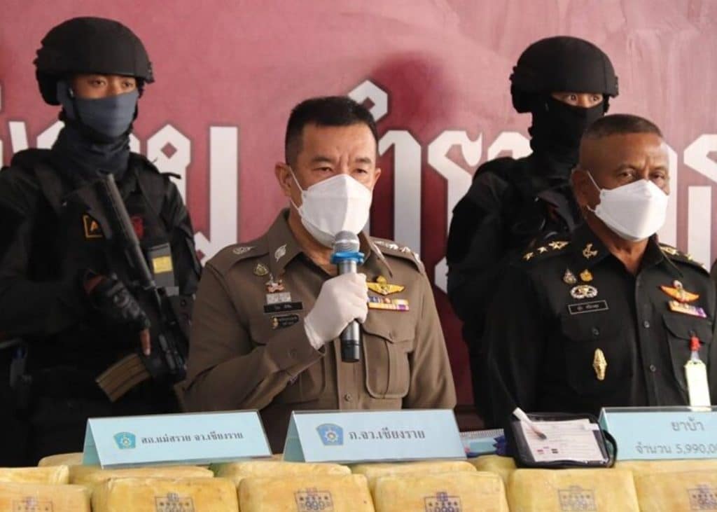 Chiang Rai Police Chase Leads to Seizure on 6 Million Meth Pills