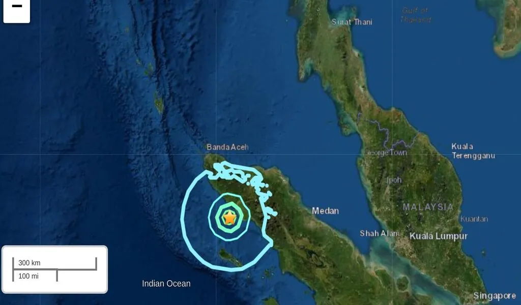 Earthquake in Indonesia felt All Over Southern Thailand