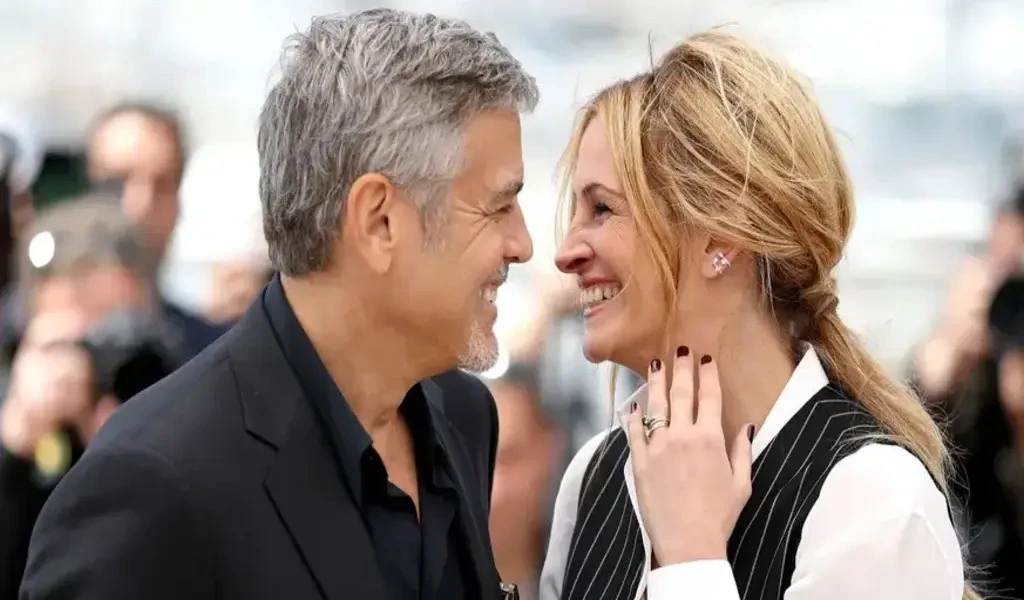 George Clooney and Julia Roberts Joke ’80 Takes’ of ‘Ticket to Paradise’ Kiss