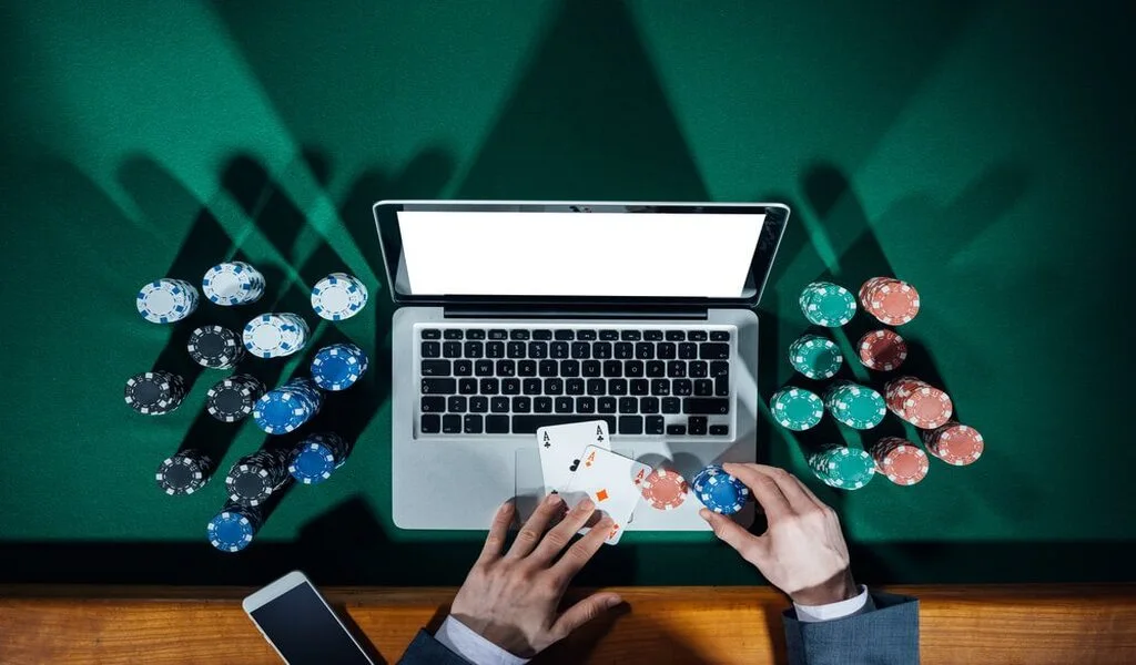 How Did Online Gambling Become Popular?