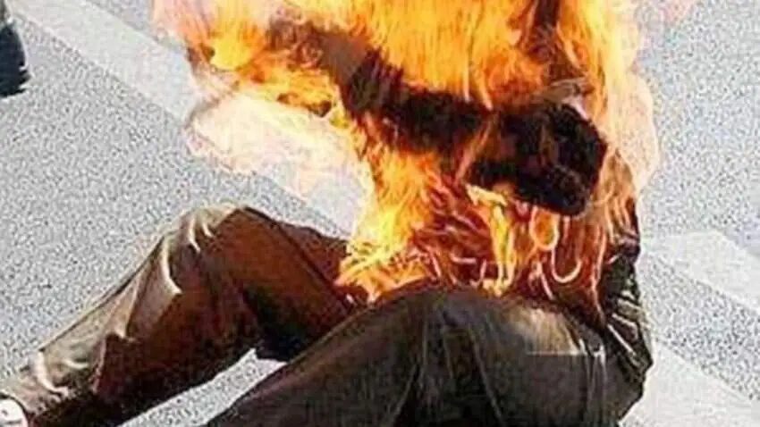 Man, 70 Set Himself on Fire Protesting Shinzo Abe's State Funeral