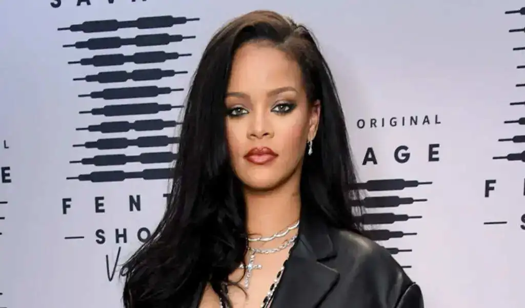 Rihanna Confirms She Will Perform At The Super Bowl Halftime Show