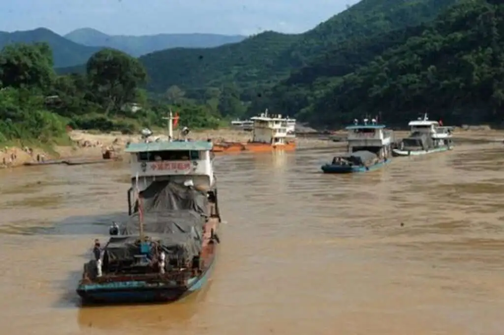 China, Chiang Rai River Trade Resumes