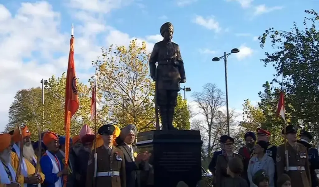 A Statue Of a Sikh Soldier has been Unveiled in Leicester