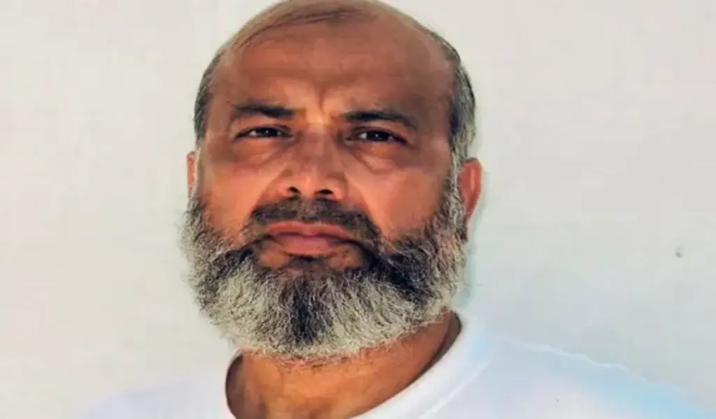 Pakistani Prisoner Saifullah Paracha Freed From Guantanamo After 18 Years