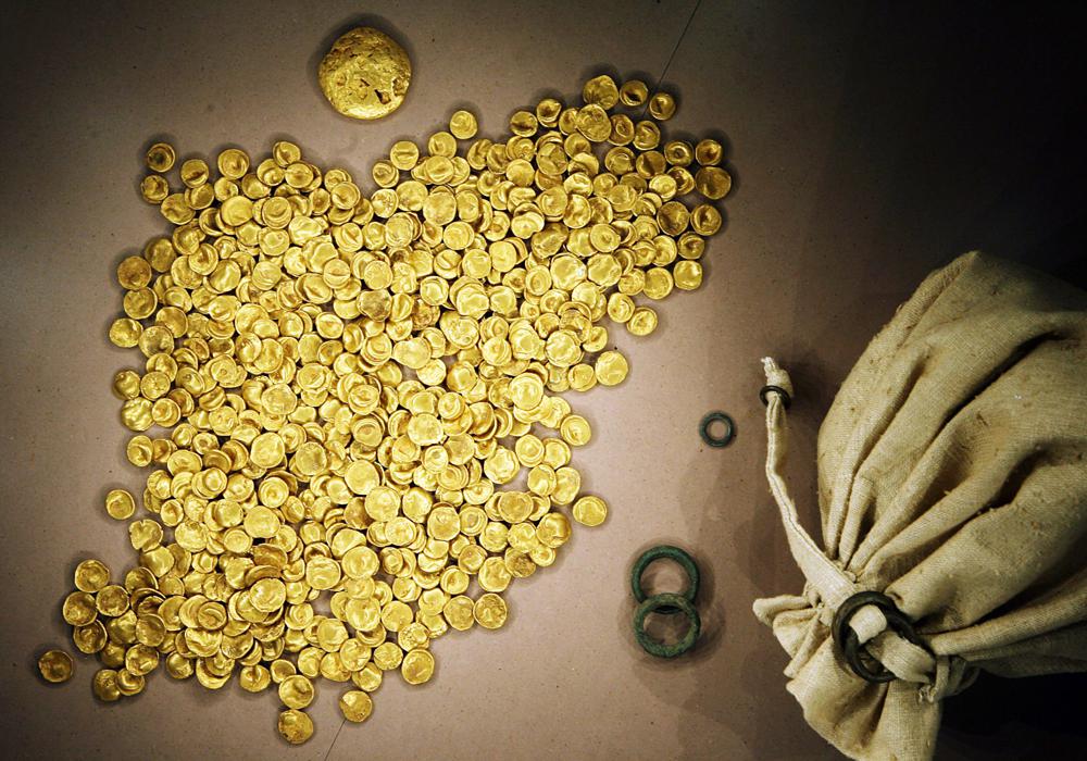 celtic gold coins stolen