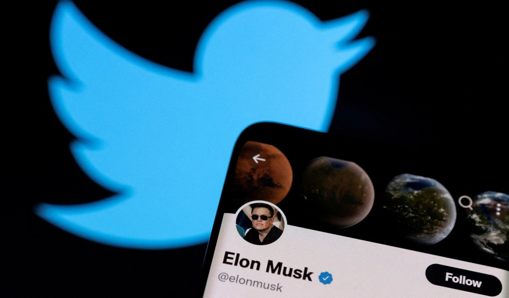 Musk Claims Apple Threatened To Remove Twitter's App
