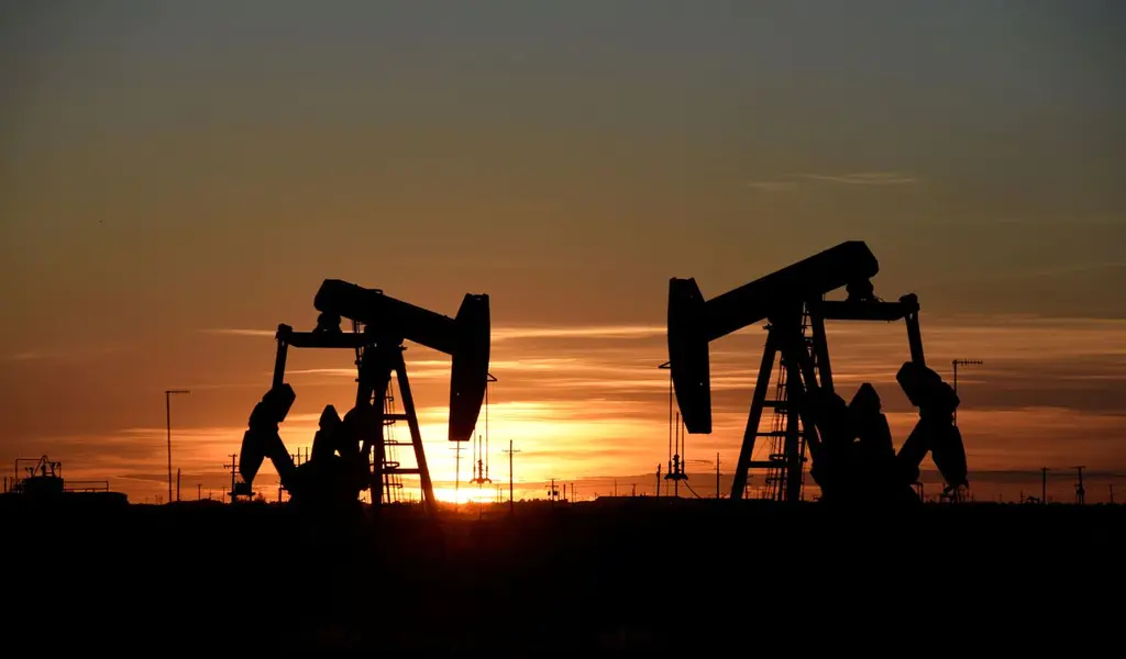 Oil Prices Dip as China Demand, Recession Concerns Outweigh Supply woes