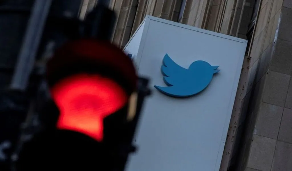 Twitter France's Head Resign Amid Layoffs Saying "It's Over"