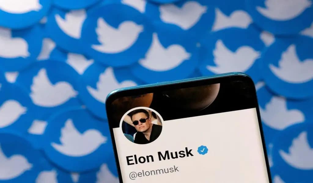 Twitter To Hold Off On Relaunching Blue Check Verification