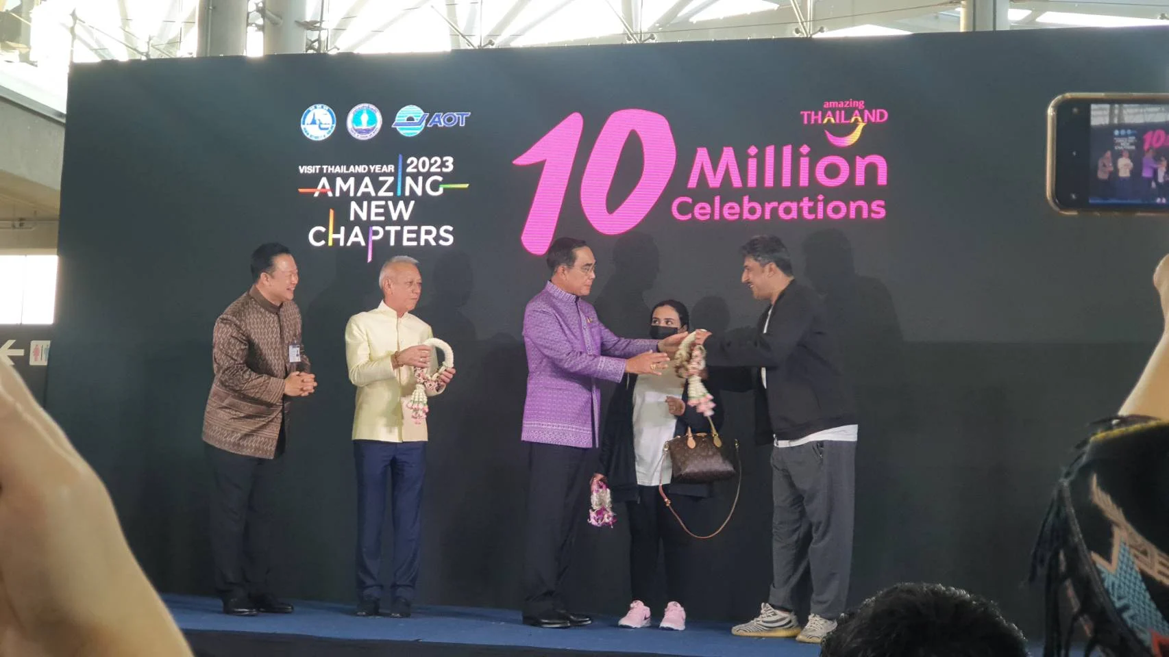 Thailand Celebrates 10 Million Tourist Arrivals for 2022