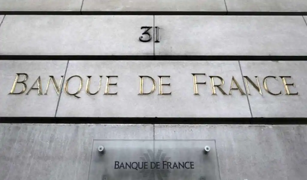 Bank Of France Predicts France Will Avoid Recession In 2022