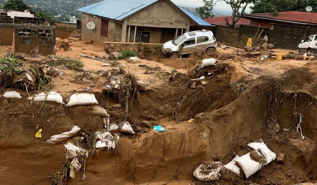 Congolese Capital Kinshasa Floods Caused By Heavy Rain Kills At least 120
