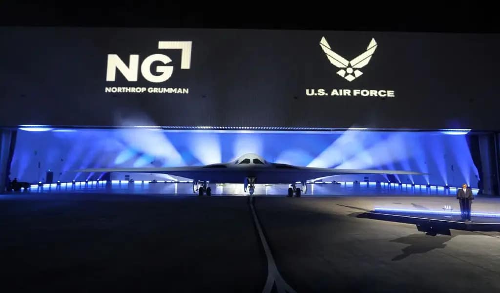  Northrop Grumman Launches New B-21 Nuclear Stealth Bomber For U.S. Air Force 