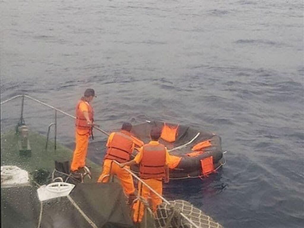 Empty Life Rafts from HTMS Sukhothai Found as Thai Navy Searches for 23 Missing Crew