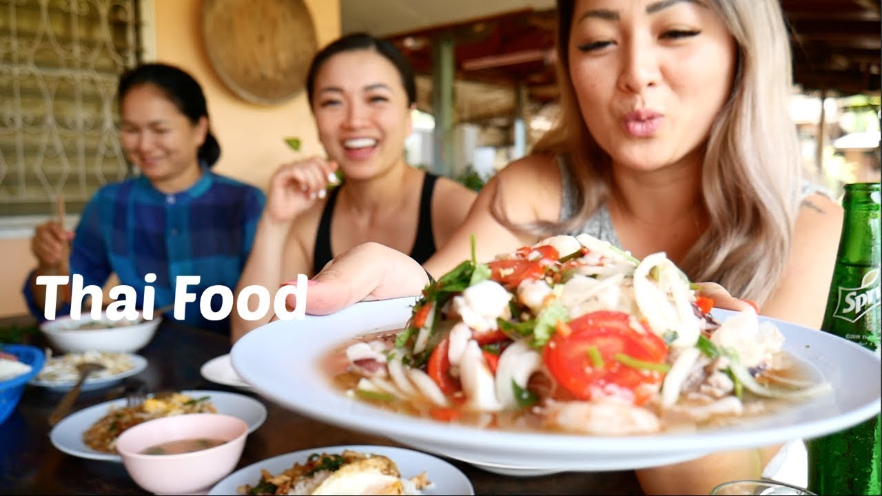 5 Best Thai Restaurants to Visit Christmas 2022