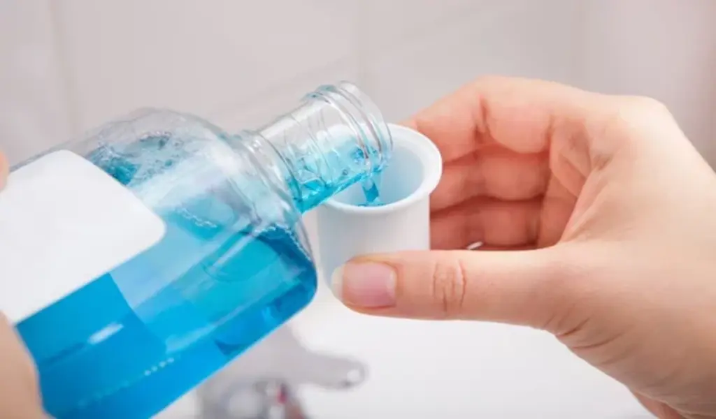 Mouthwash is Not Properly Used - The Risk of Oral Erosion Has Increased
