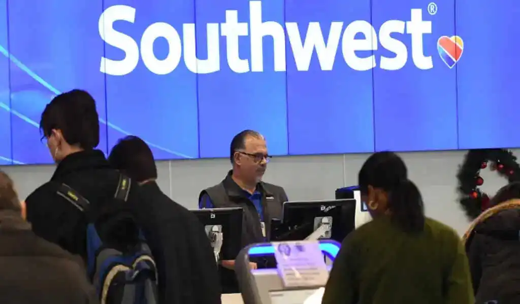 Southwest Airlines Forecasts Lingering Losses During The Holiday Season
