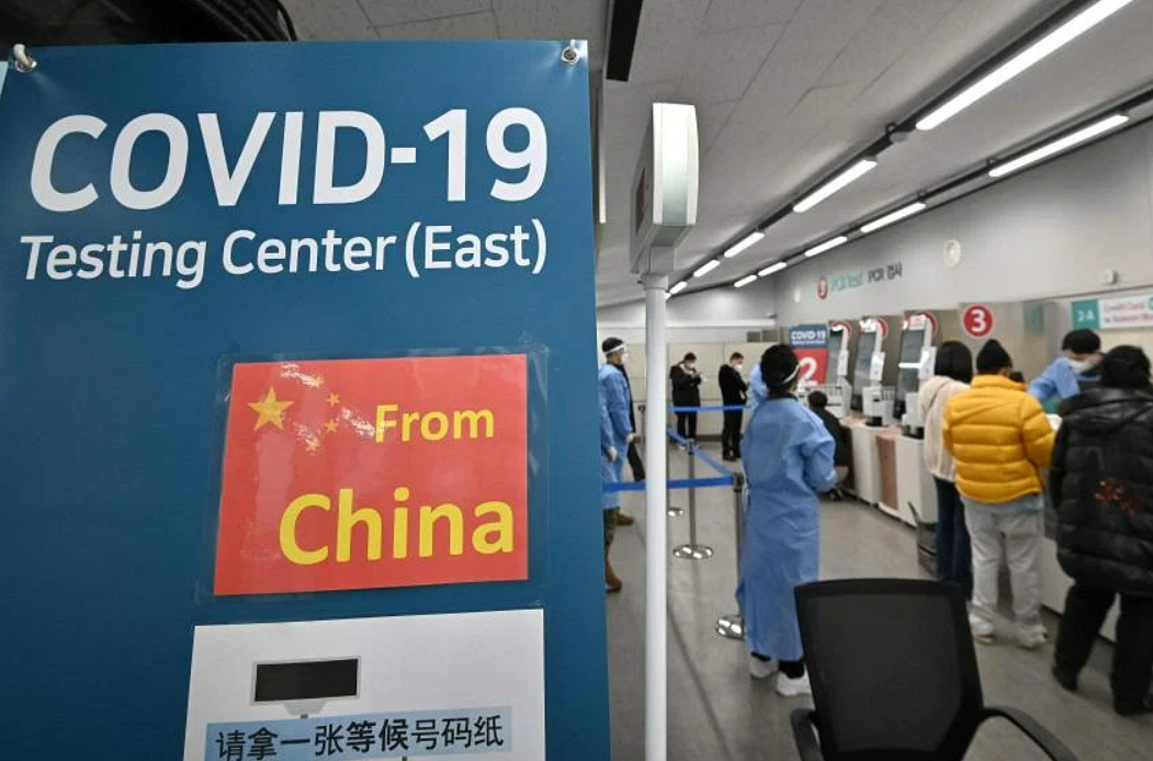 China Suspends Visas for Japan, South Korea Over COVID-19 Testing