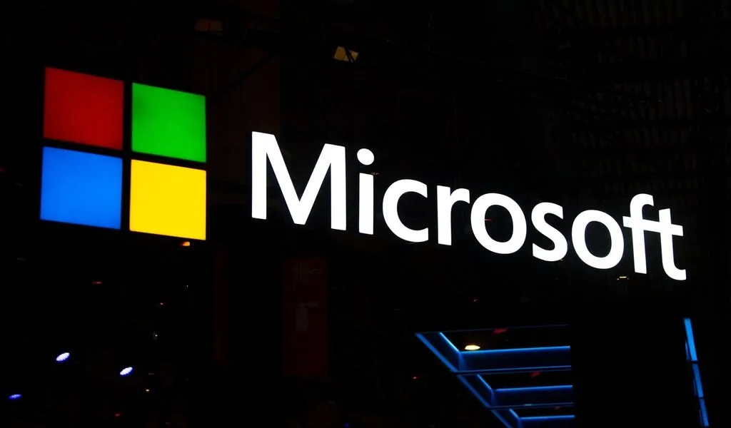 Microsoft Network Outage Affects Azure, Teams, And Outlook