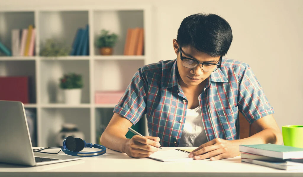 7 Tips on How to Proofread Your College Essay to Perfection