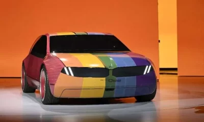 BMW Introduces A Color-Changing Concept Car At CES